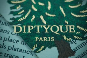 Curating Holiday Ambiance: Gourmand & Seasonal Scents