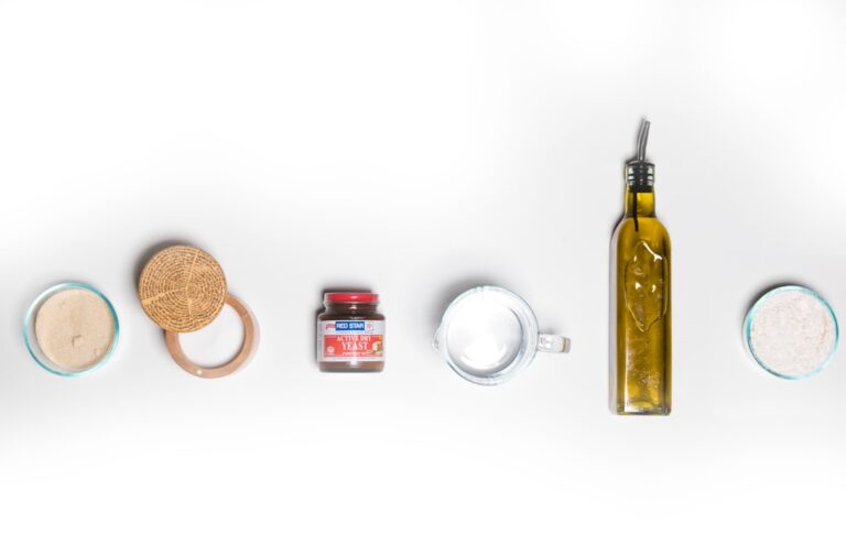 Essential Oil Expiration: Preserving Aromatic Integrity - minimalist essential oils
