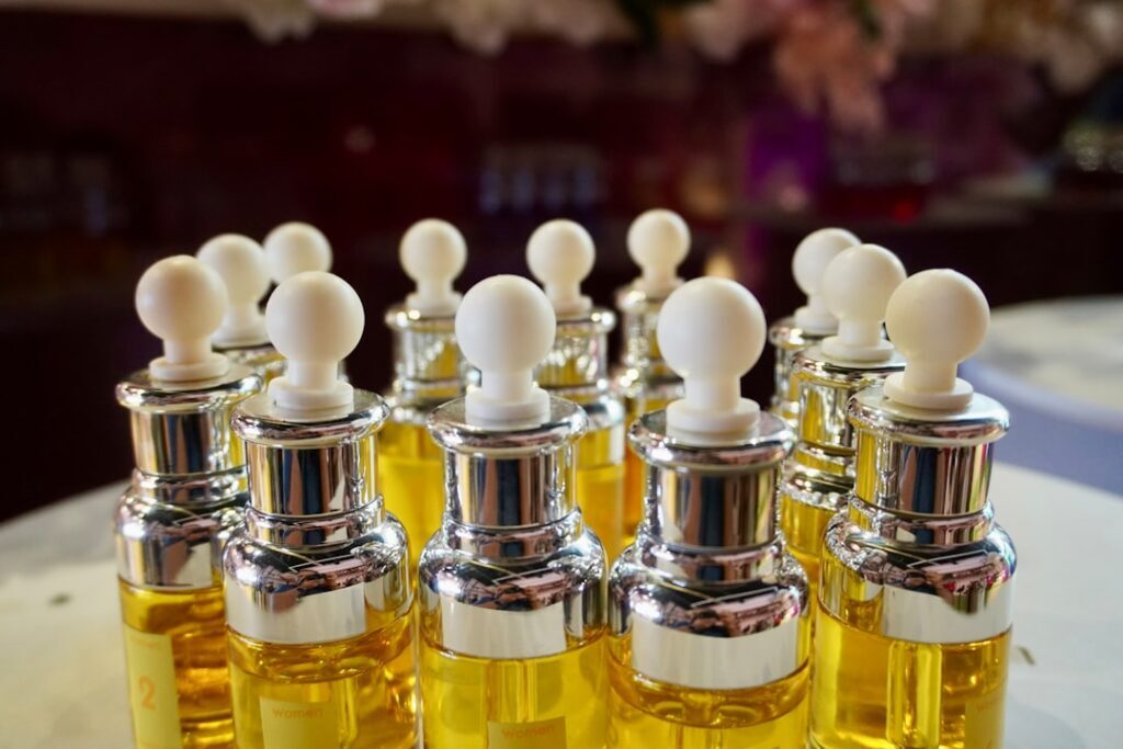 Pure Essential Oils: A Connoisseur's Guide to Sourcing - luxury essential oils